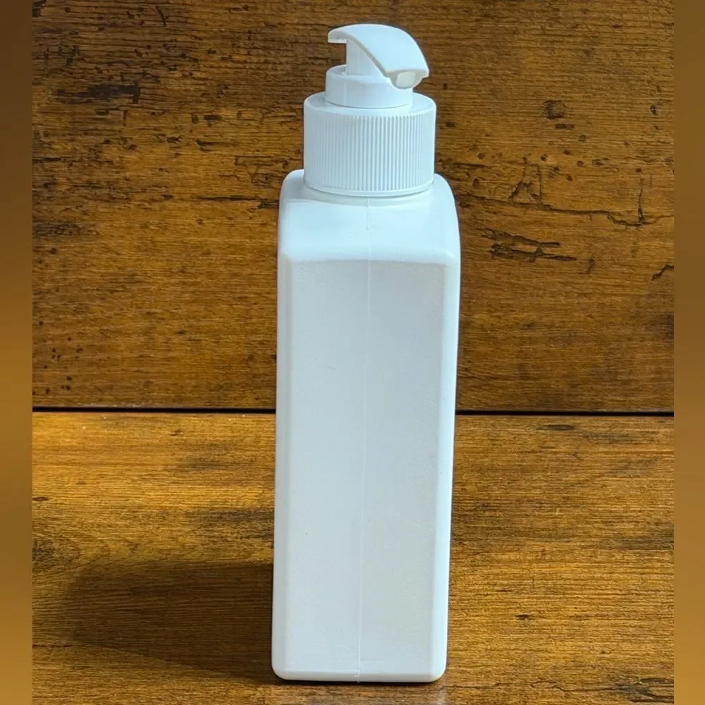 EVO Bundle: Therapist Conditioner 10.1oz + Baby Got Bounce Curl Treatment 6.7oz